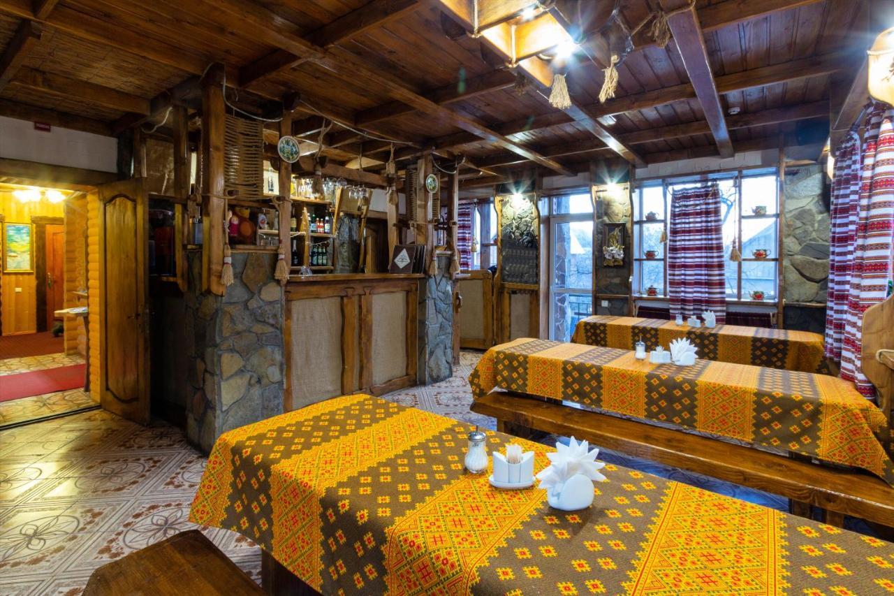 Hotel У Мар'Яни І Назара Yaremche Exterior foto